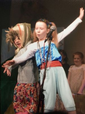 Flossie Baba and Genie of the Ketchup in full action!